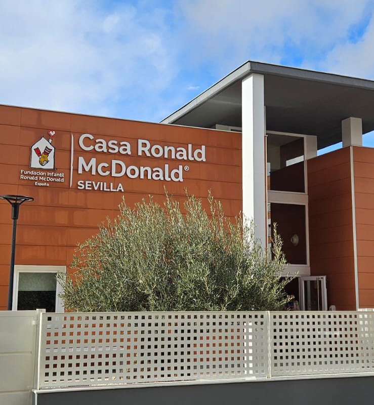 Fachada Casa Ronald McDonald de Sevilla